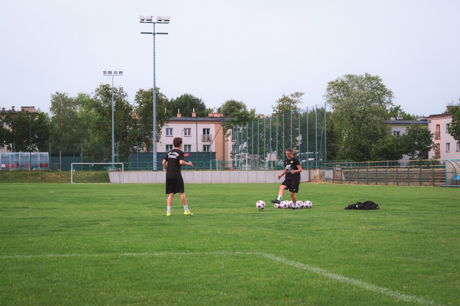 Photo antrenament solo vs antrenament în grup
